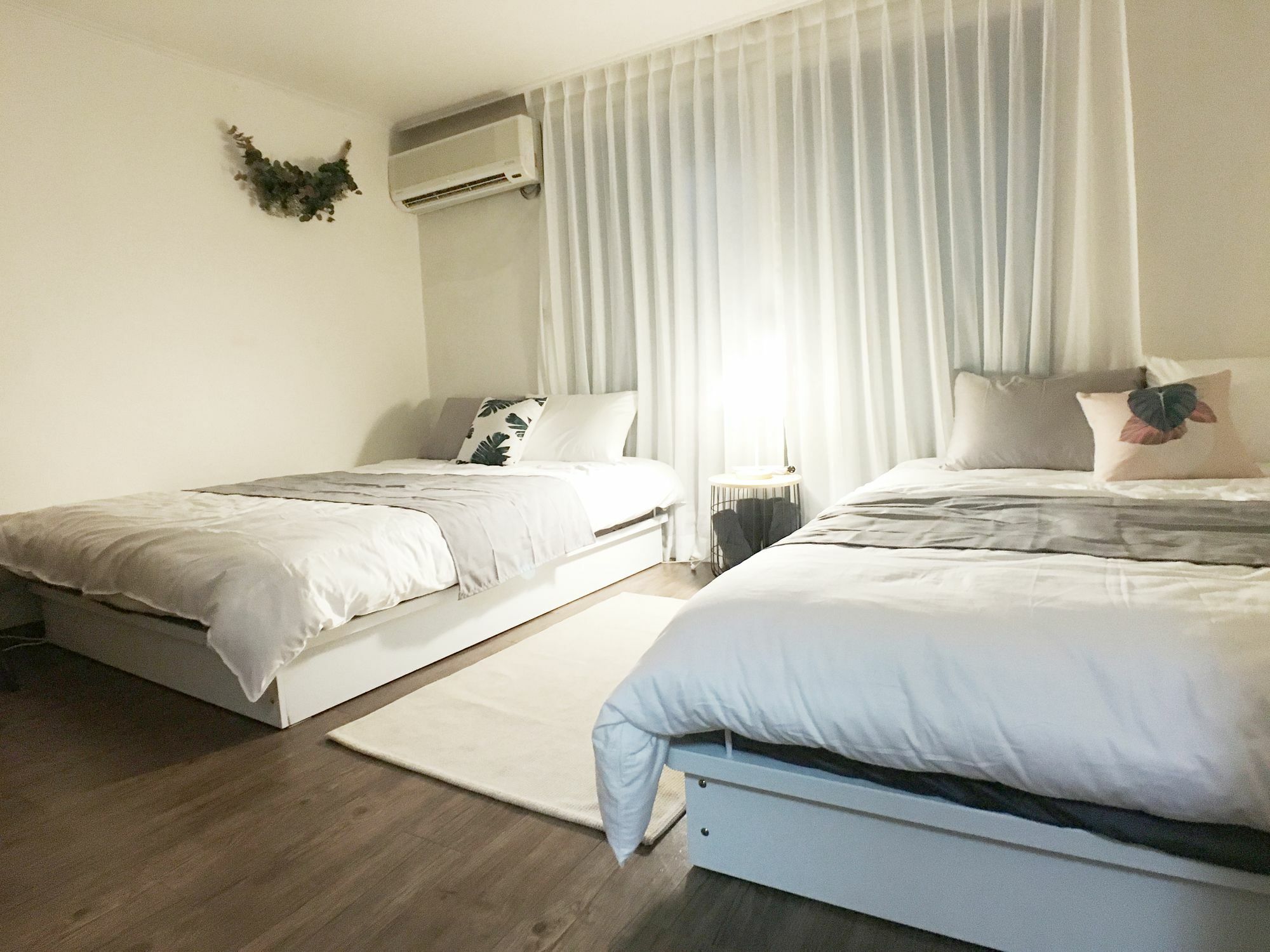 Sunny House Hongik Snt 1Mins Apartamento Seul Exterior foto