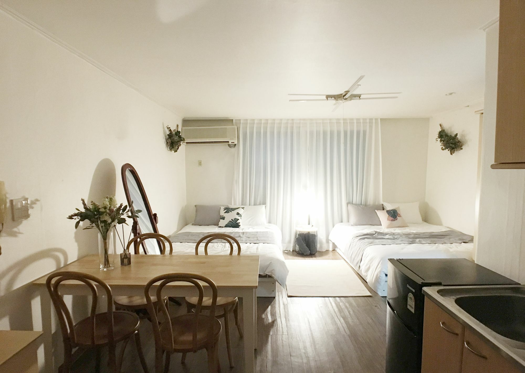 Sunny House Hongik Snt 1Mins Apartamento Seul Exterior foto