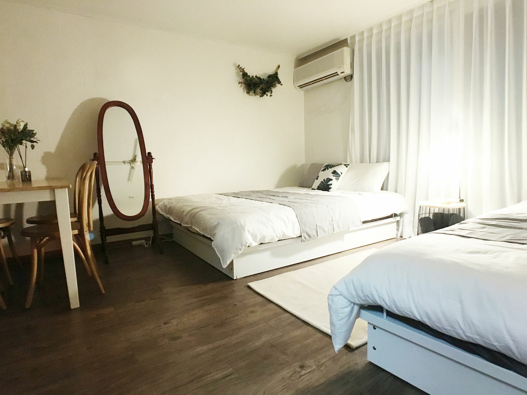 Sunny House Hongik Snt 1Mins Apartamento Seul Exterior foto